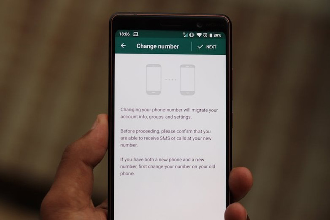 how to change whatsapp number